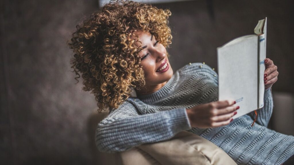 My EHI Aloha 1280 x 720 Woman Reading Hardcover